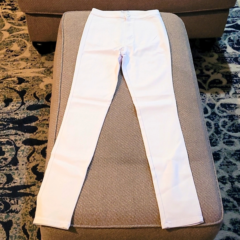 Swank a Posh White Jeans